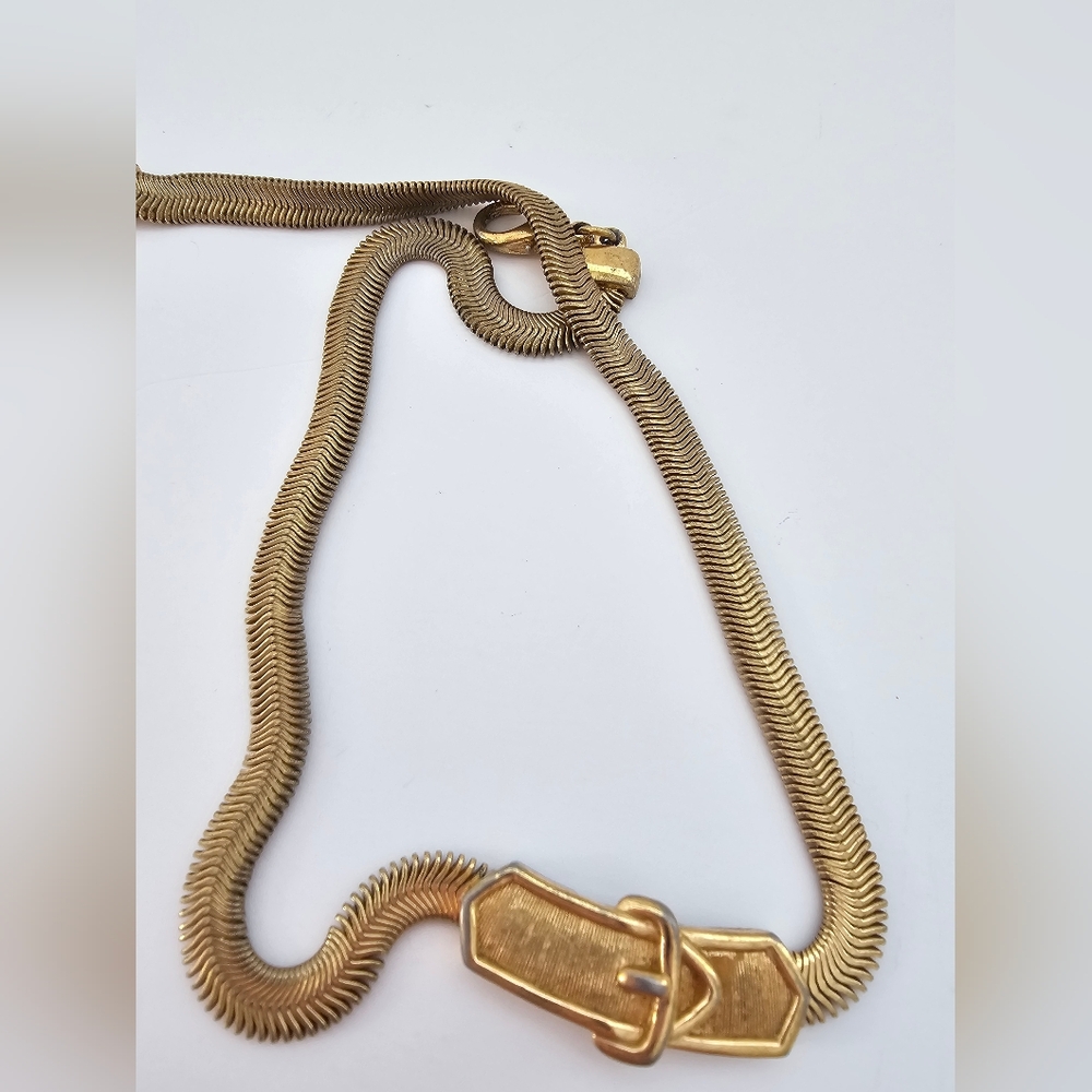 Vintage Christian Dior Gold-Tone Belt & Buckle Motif Necklace - Picture 5 of 7